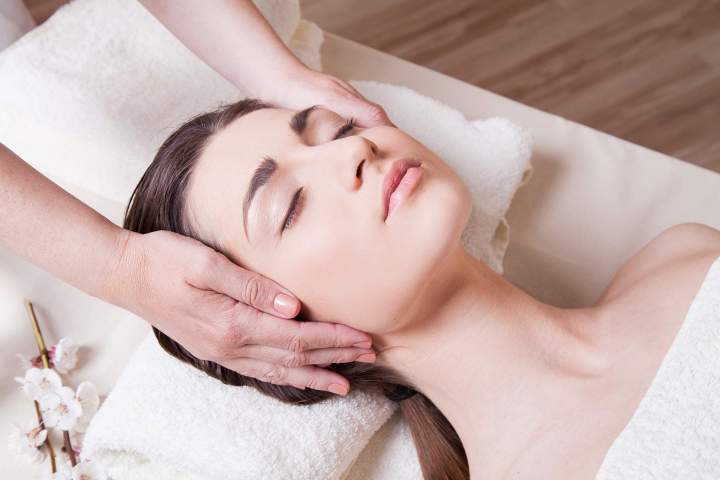 Le Kobido est un massage facial complet qui travaille en profondeur les muscles ....